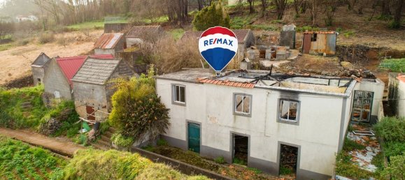 3 bedrooms House in Porto Moniz, Portugal No. 24562 4