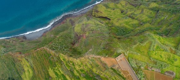 3 bedrooms House in Porto Moniz, Portugal No. 24562 14