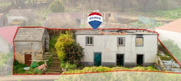 3 bedrooms House in Porto Moniz, Portugal No. 24562 2