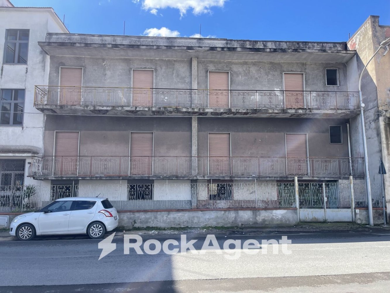 Вилла с 8 комнатами в Стриано, Италия № 99138