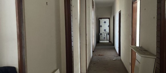 Вилла с 8 комнатами в Стриано, Италия № 99138 32