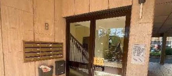 6 bedrooms Apartment in Rome, Italy No. 335067 3