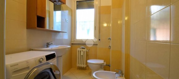 2 rooms Apartment in Rozzano, Italy No. 330372 17