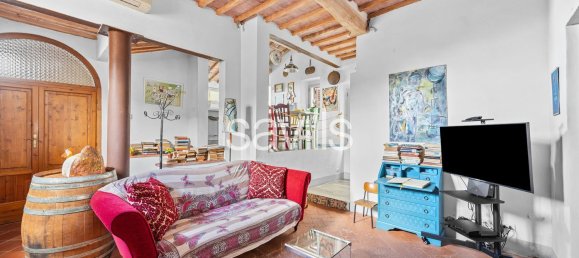 5 bedrooms Apartment in Montepulciano, Italy No. 339474 3