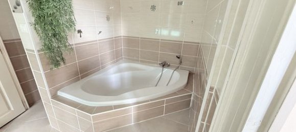 6 bedrooms House in Planrupt, France No. 303172 9