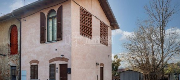 Квартира с 2 комнатами в Ведуджо кон Кольцано, Италия № 136046 2