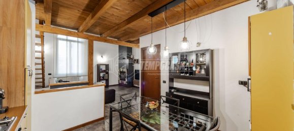 Квартира с 2 комнатами в Ведуджо кон Кольцано, Италия № 136046 14