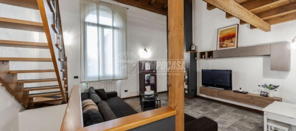 Квартира с 2 комнатами в Ведуджо кон Кольцано, Италия № 136046 10