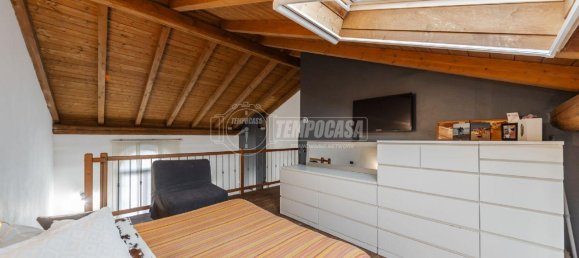 Квартира с 2 комнатами в Ведуджо кон Кольцано, Италия № 136046 20