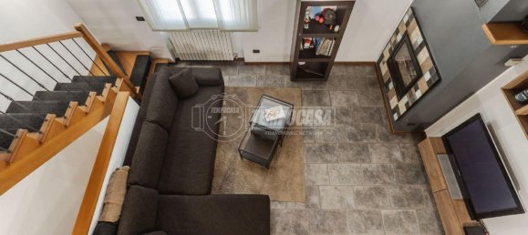 Квартира с 2 комнатами в Ведуджо кон Кольцано, Италия № 136046 23