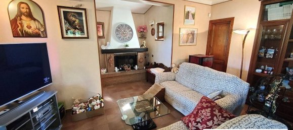 3 غرف نوم فيلا في Montecchio, Italy رقم 381784 4