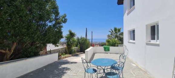 Propiedad comercial de 6 dormitorios en Tala, Cyprus No. 68795 4