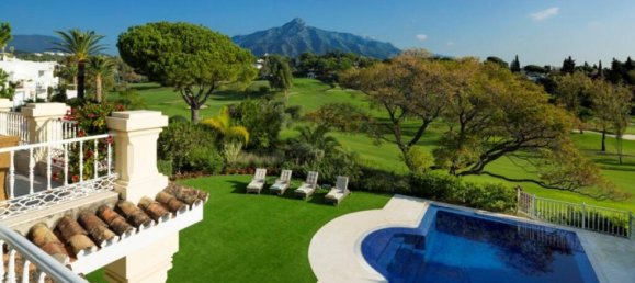 6 bedrooms Villa in Marbella, Spain No. 84613 2