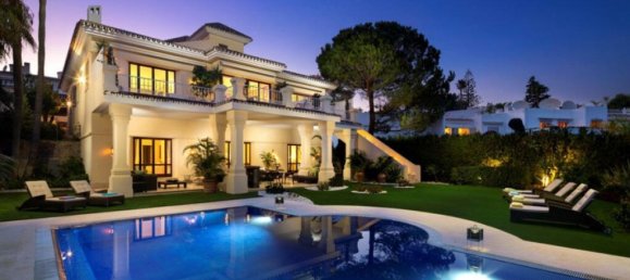 6 bedrooms Villa in Marbella, Spain No. 84613 13