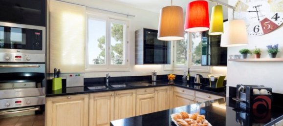 6 bedrooms Villa in Marbella, Spain No. 84613 6