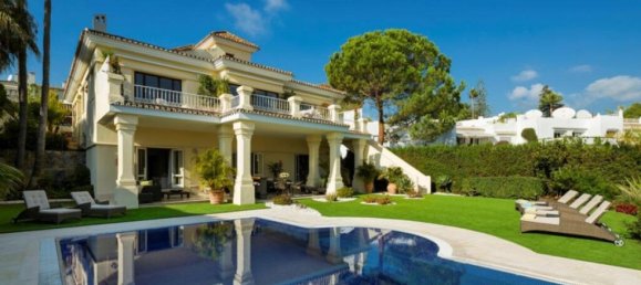 6 bedrooms Villa in Marbella, Spain No. 84613 11