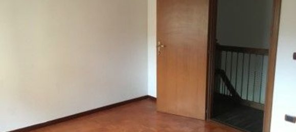 Квартира с 6 комнатами в Монтеротондо, Италия № 221290 9