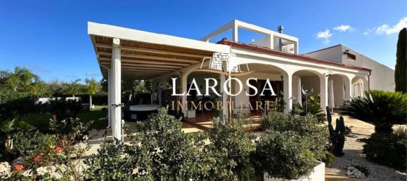 8 rooms Villa in Melendugno, Italy No. 107844 2