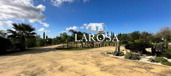 8 rooms Villa in Melendugno, Italy No. 107844 4