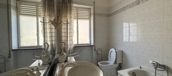 5-Zimmer Wohnung in Bassano Romano, Italy, Nr. 13161 37