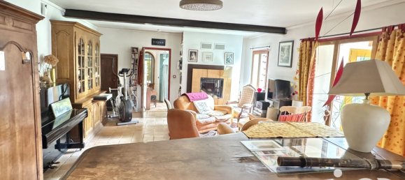 6 bedrooms House in Igny, France No. 322335 17