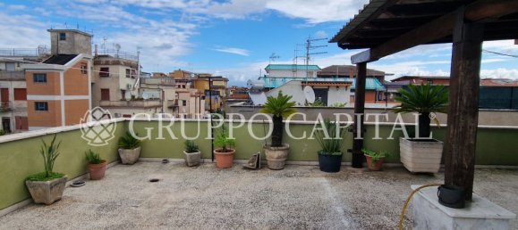 Дуплекс с 4 комнатами в Рим, Италия № 202104 23