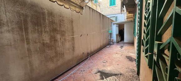 5 rooms Apartment in Messina, Italy No. 31917 19