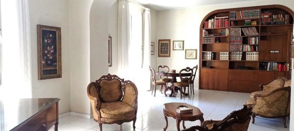 5 rooms Apartment in Messina, Italy No. 31917 6