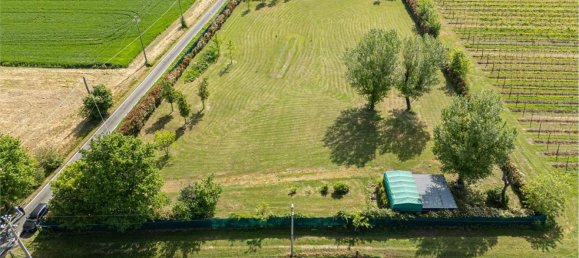 Grundstück in Modena, Italy 5785m², Nr. 207030 3
