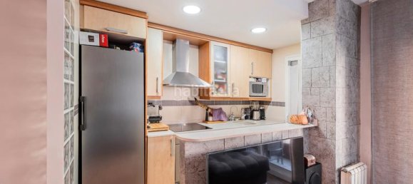 Apartamento de 3 dormitorios en Terrassa, Spain No. 19352 11