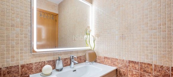 Apartamento de 3 dormitorios en Terrassa, Spain No. 19352 28