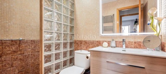 Apartamento de 3 dormitorios en Terrassa, Spain No. 19352 26