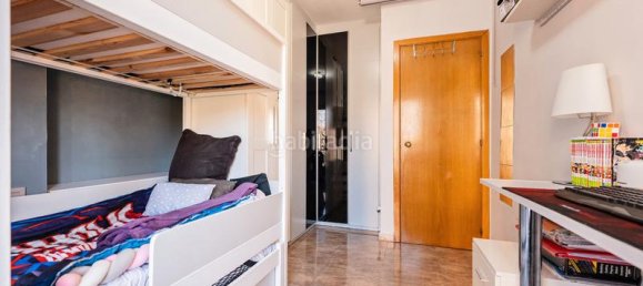 Apartamento de 3 dormitorios en Terrassa, Spain No. 19352 24