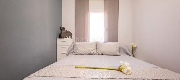 Apartamento de 3 dormitorios en Terrassa, Spain No. 19352 16