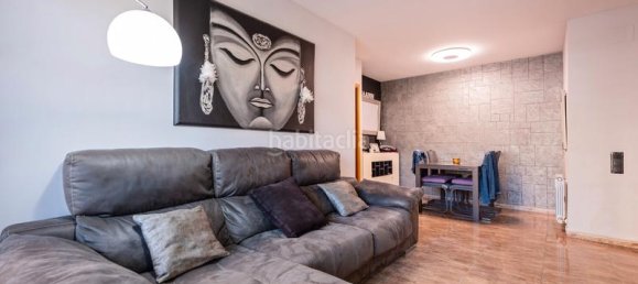 Apartamento de 3 dormitorios en Terrassa, Spain No. 19352 6