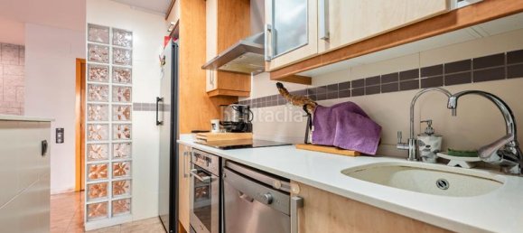 Apartamento de 3 dormitorios en Terrassa, Spain No. 19352 14