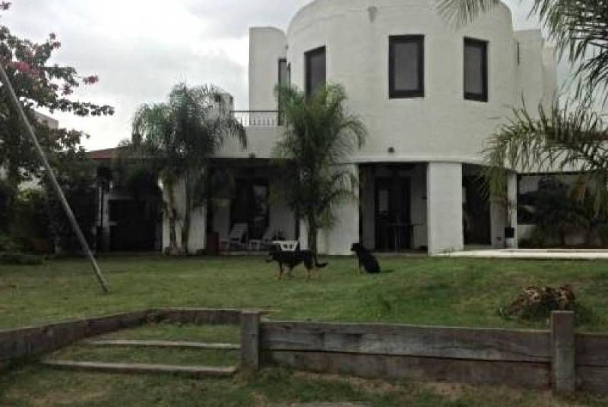 3 Schlafzimmer Haus in Tigre, Argentina, Nr. 81648