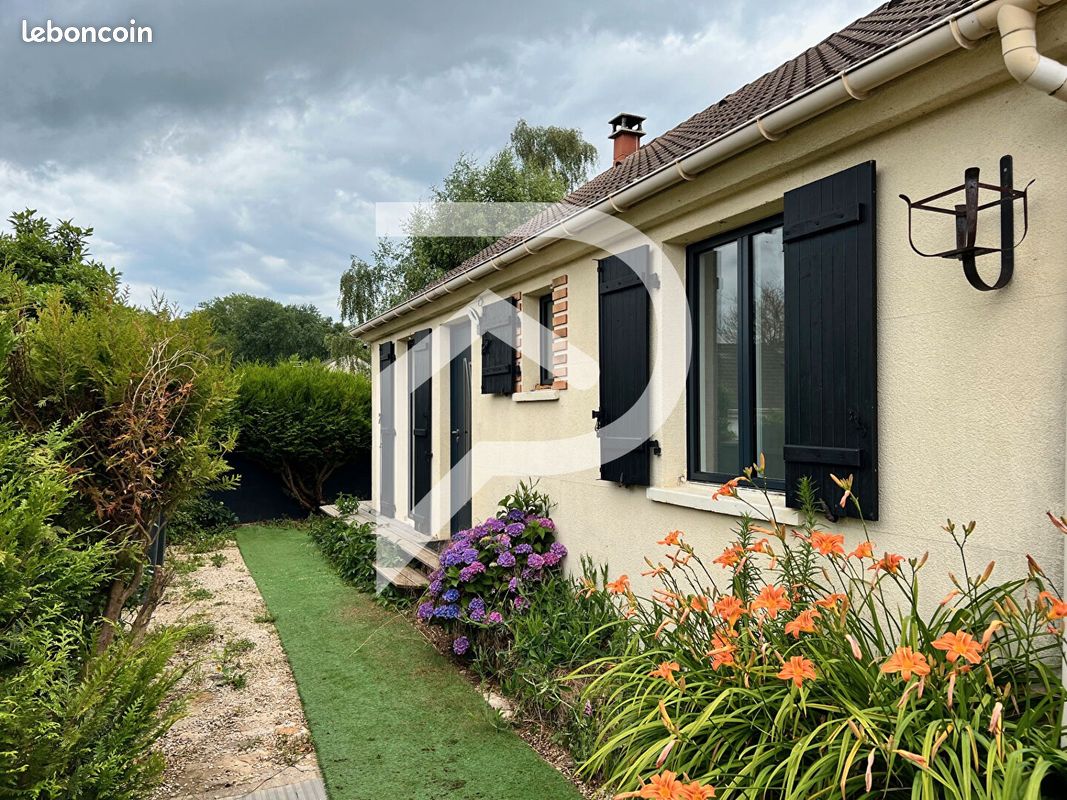 3 bedrooms House in Varreddes, France No. 162846