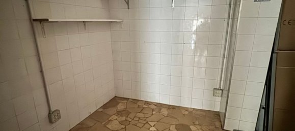 Gewerbliche Immobilie in Cesena, Italy 42m², Nr. 128459 8