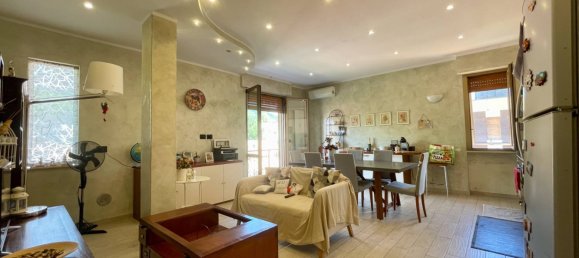 3 rooms Apartment in Pietra Ligure, Italy No. 296695 3