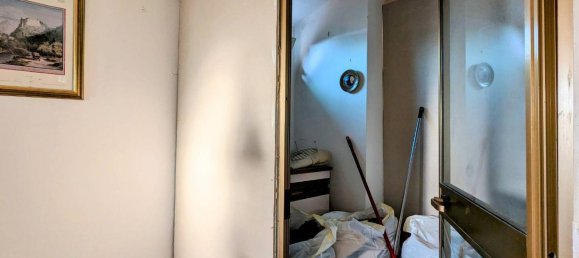 Villa de 6 divisões em Massa, Italy N.º 173849 32