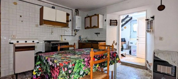 Villa de 6 divisões em Massa, Italy N.º 173849 4