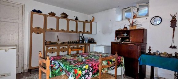 Villa de 6 divisões em Massa, Italy N.º 173849 7