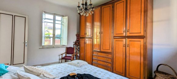 Villa de 6 divisões em Massa, Italy N.º 173849 30