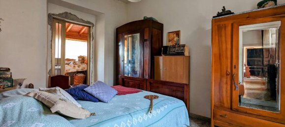 Villa de 6 divisões em Massa, Italy N.º 173849 26