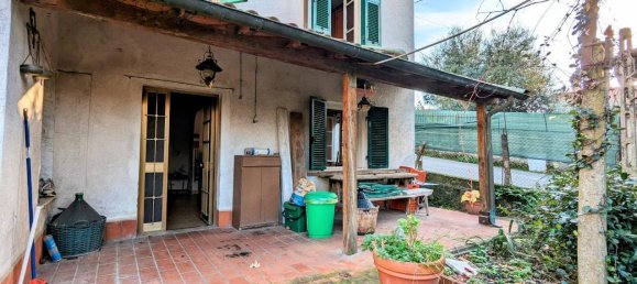 Villa de 6 divisões em Massa, Italy N.º 173849 2