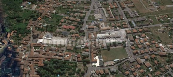 1-Zimmer Garage in Zandobbio, Italy, Nr. 259131 4