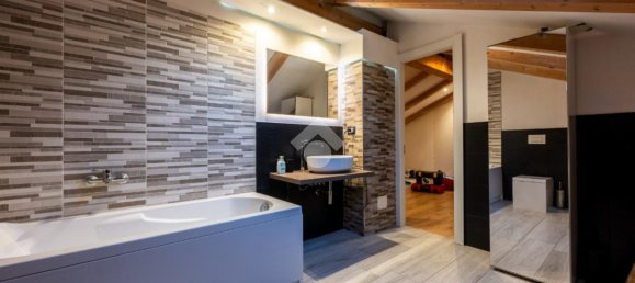 Villa de 10 habitaciónes en Costigliole Saluzzo, Italy No. 30930 33