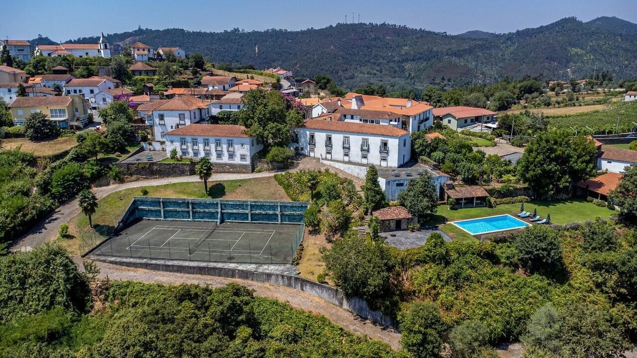 8 bedrooms Castles in Gondomar, Portugal No. 56268