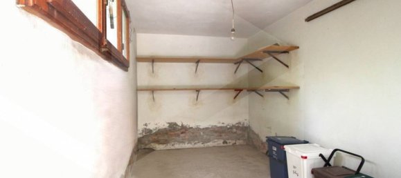 Apartamento de 5 divisões em Pontedera, Italy N.º 22780 31